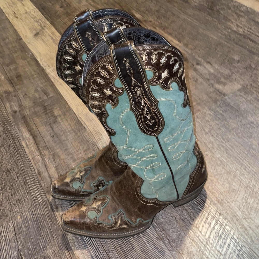 Womens Ariat Cowboy Boots